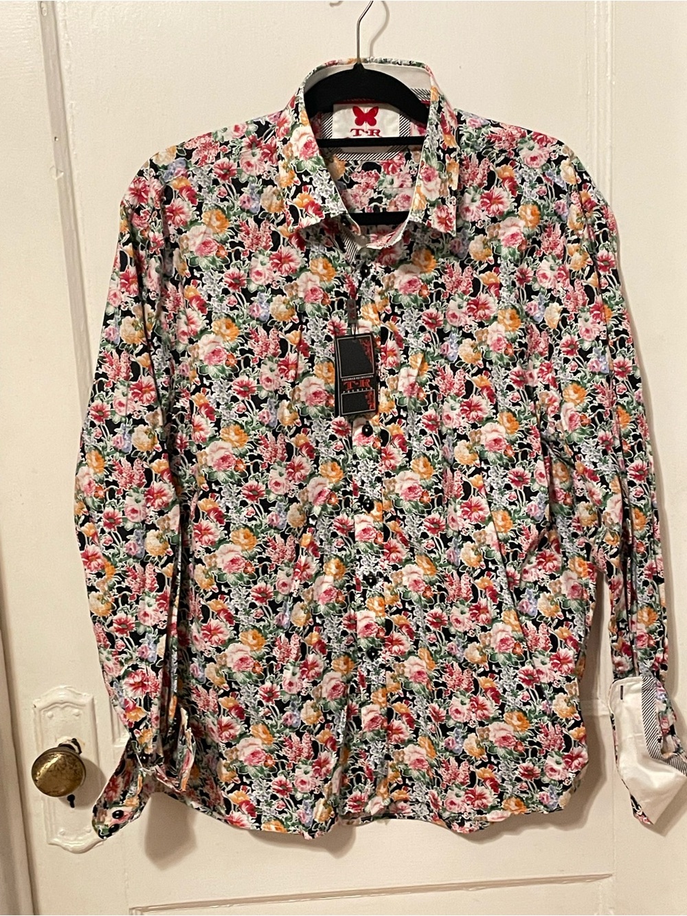 Floral Long-Sleeve Button-Down Shirt - Multicolor Floral on Black